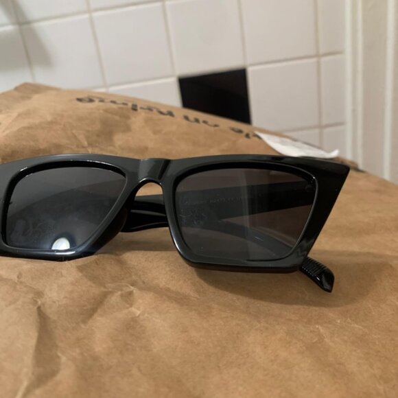 Luxury Reverie Beach Cat Eye Sunglasses main image 4